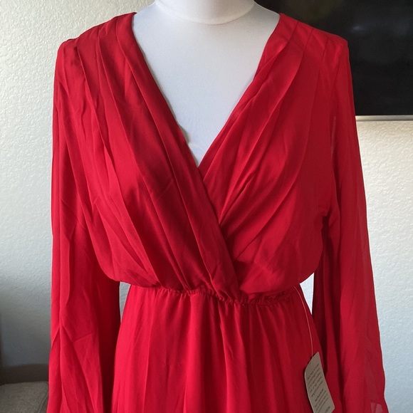 Meghan La long Kimono sleeve Maxi Dress in cherry red - Picture 6 of 10